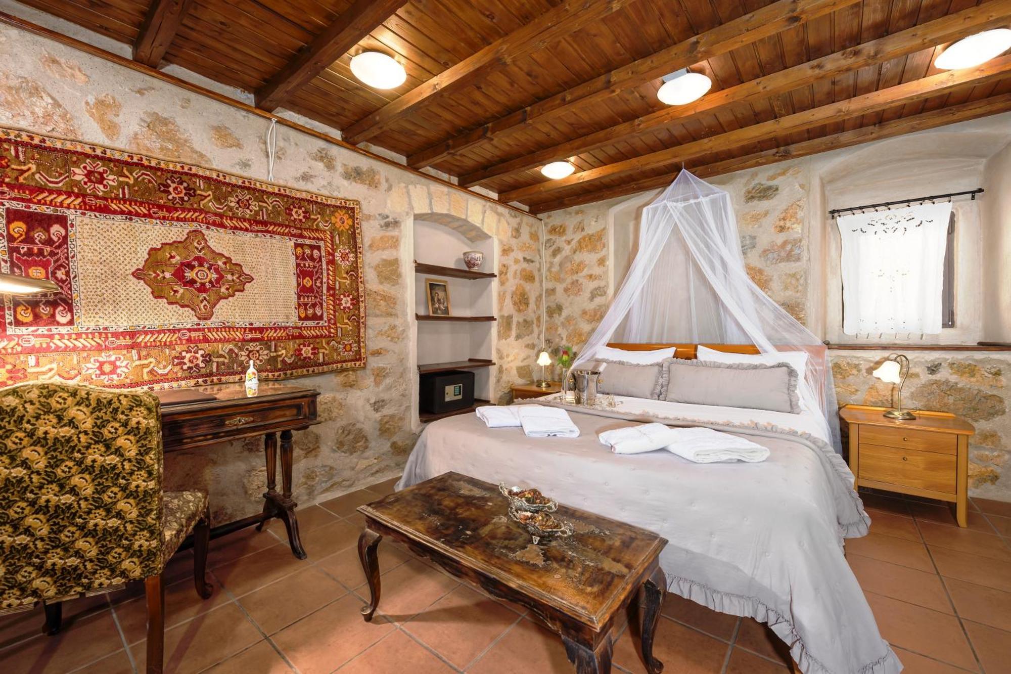 Villa Four Seasons Stonework Castle Lagonisi Exterior foto